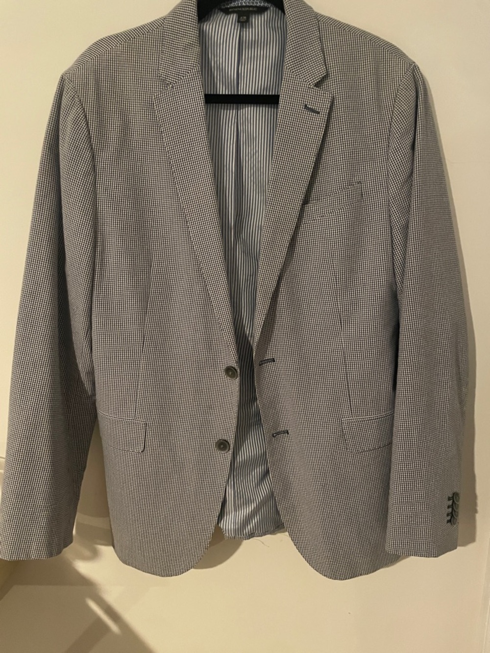 Banana Republic Light Gray Micro-Check Sport Coat
